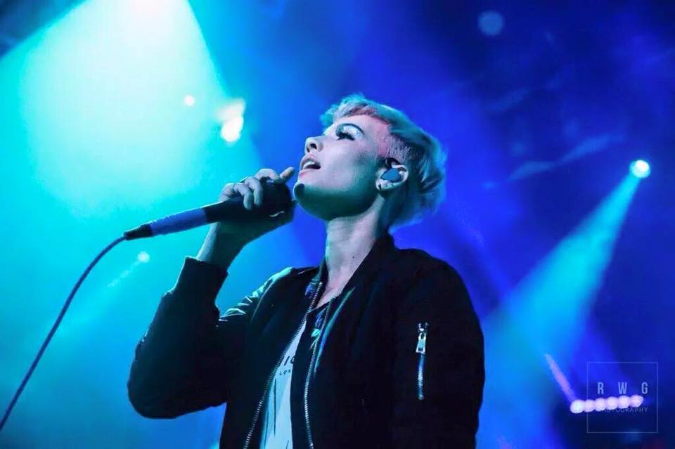 Halsey: From Couch Hopper to Chart Topper