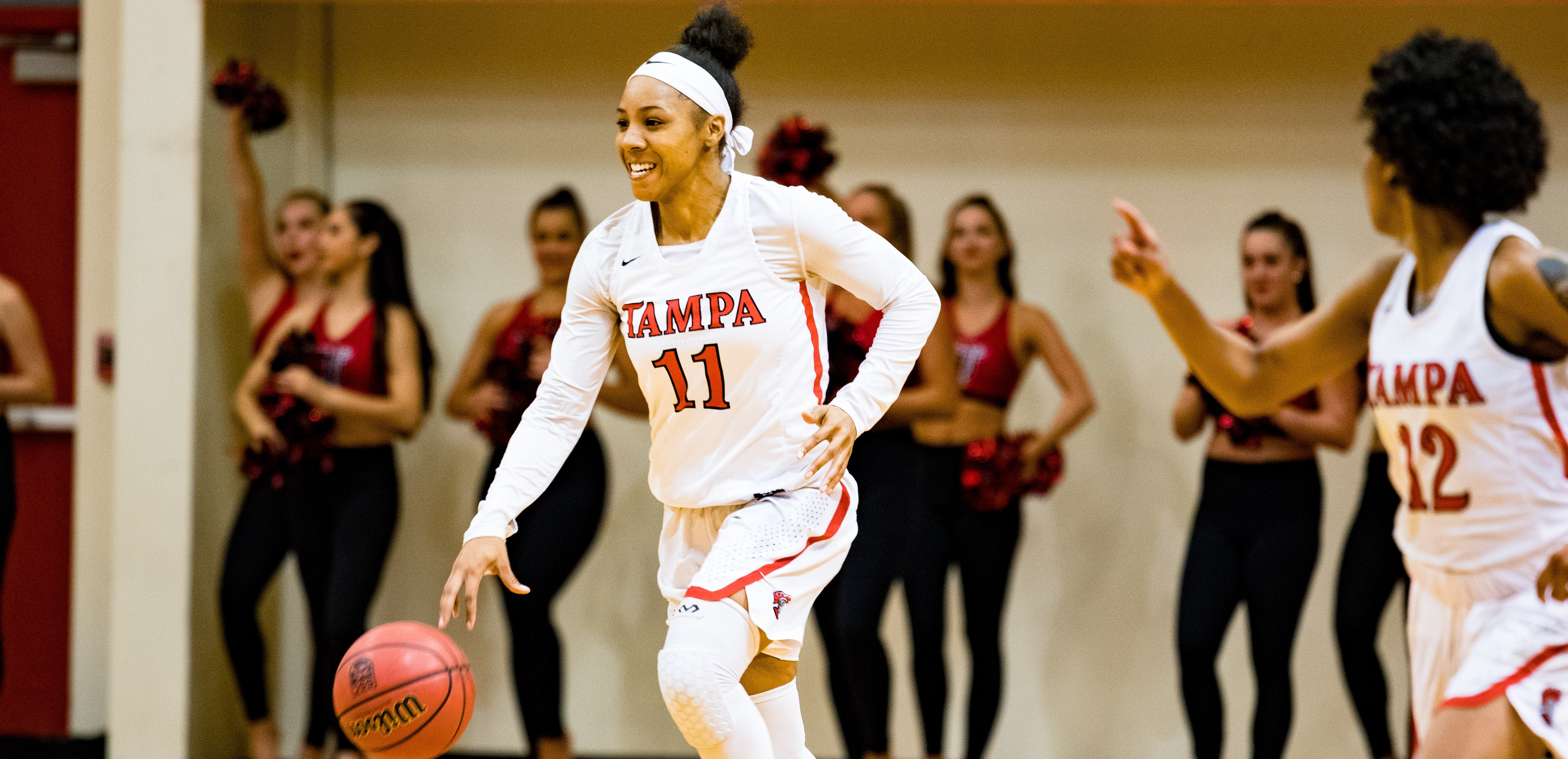 Tampa basketball alumna signs to play overseas