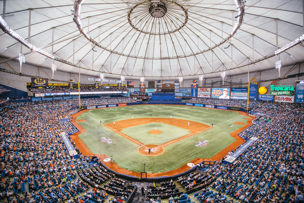Rays and Lightning Offer Student Discounts on Tickets
