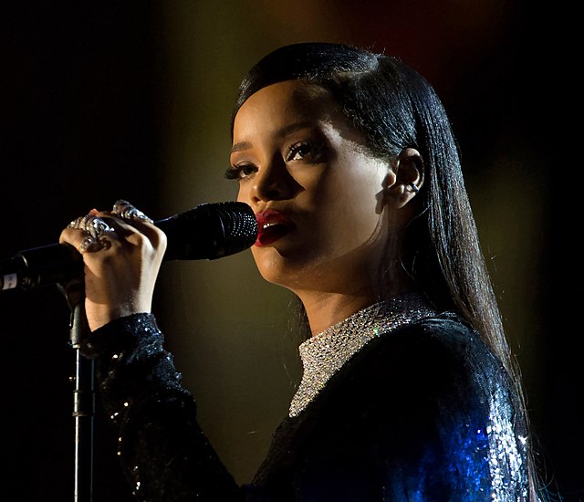 Rihanna Makes a Comeback at the 2023 Super Bowl Halftime Show